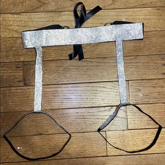 Crystal Stretch Garter Belt - Picture 4 of 11